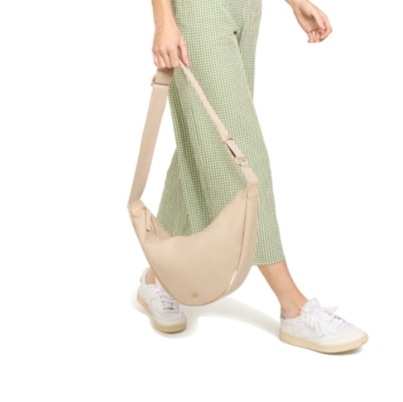 July Everyday Crescent Bag 14.5"W x 3.25"D x 7.5"H New - Picture 5 of 8